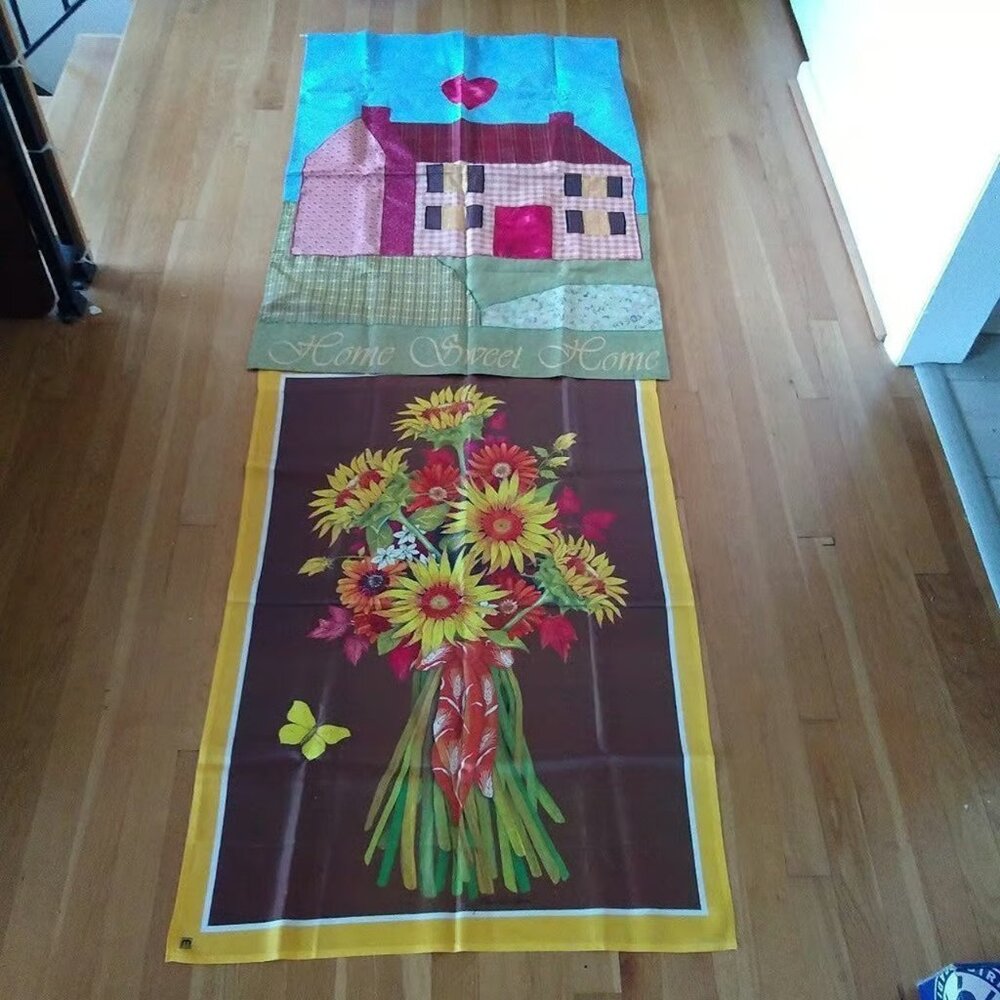 Decorative Flags: Flower bouquet , Home Sweet Home x 2 Used
